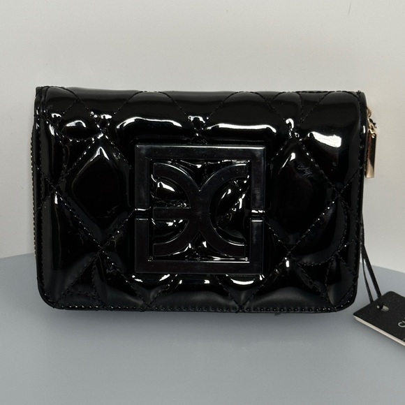 Vintage Handbags - Cleo Glossy Black Patent leather Clutch